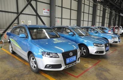 西安首批50輛純電動(dòng)出租汽車投入市場(chǎng)運(yùn)營(yíng)，引領(lǐng)綠色出行新篇章